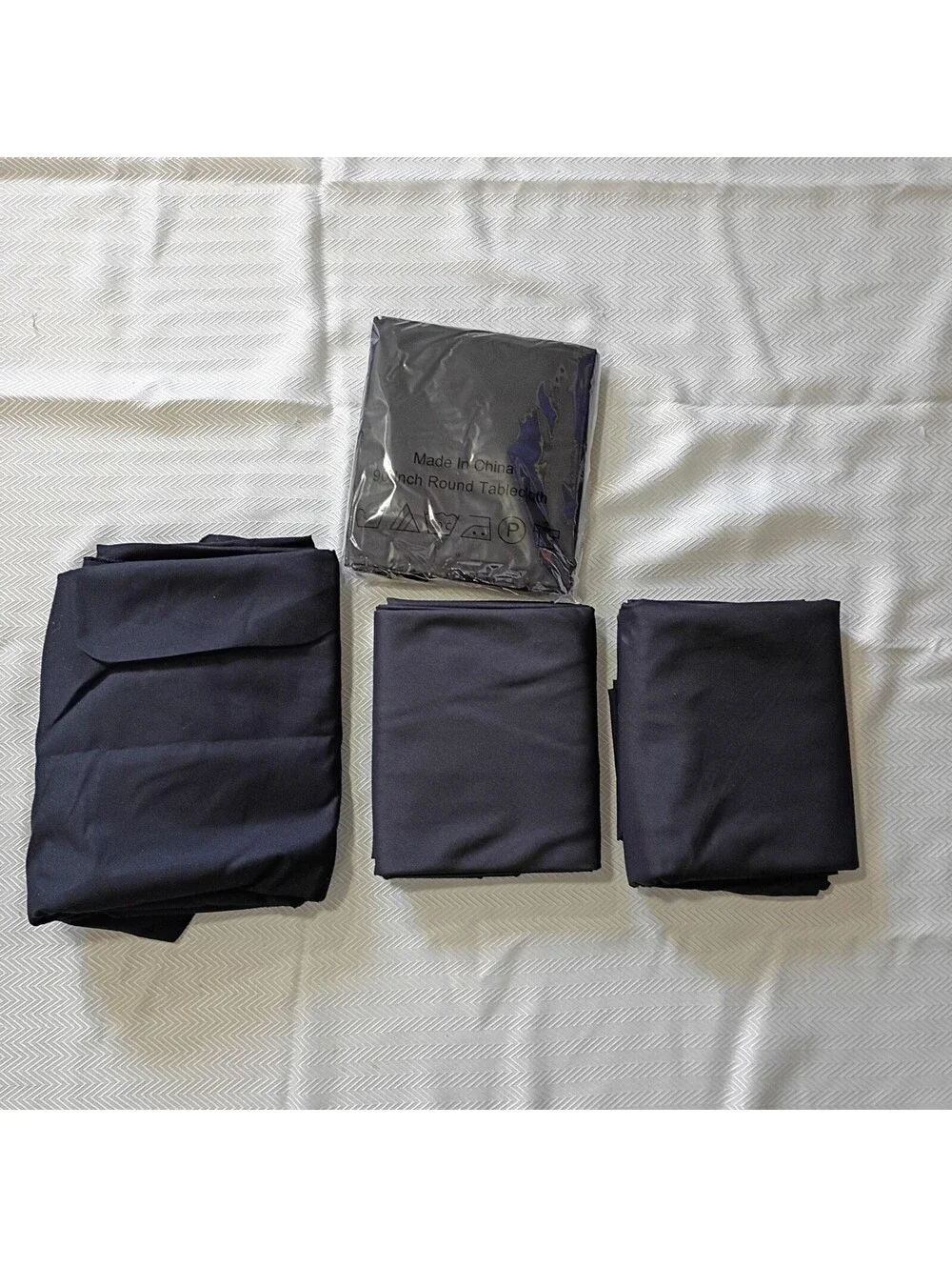 90 Inch Round Black Tablecloth - Made in China